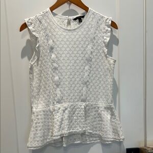 Banana Republic White Cotton Eyelet Peplum Sleeveless Shell Top - Small S